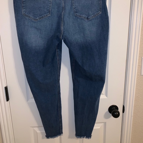 Jeans - Picture 2 of 3